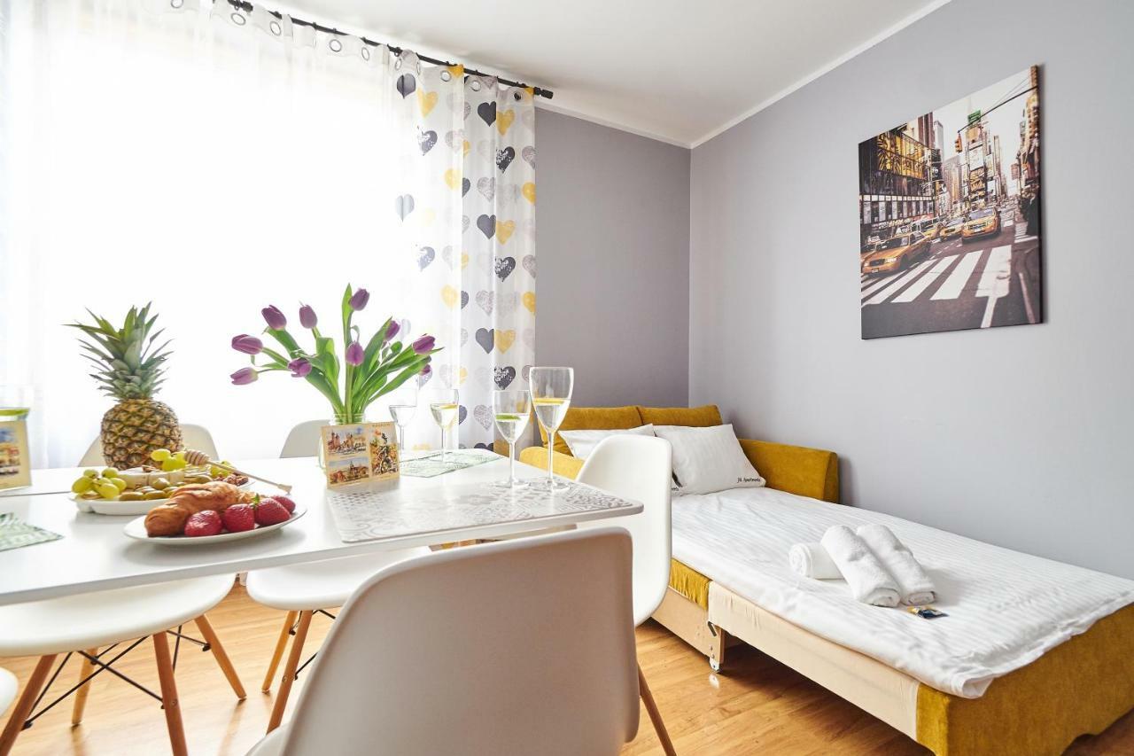 Jm Apartments Zamieszkaj W Centrum Cracovia Exterior foto